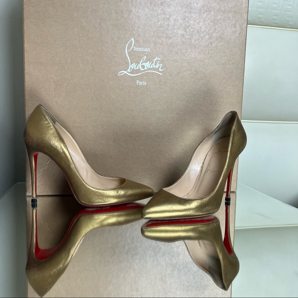 Louboutin Pigalle Follies 100mm heels Size 37